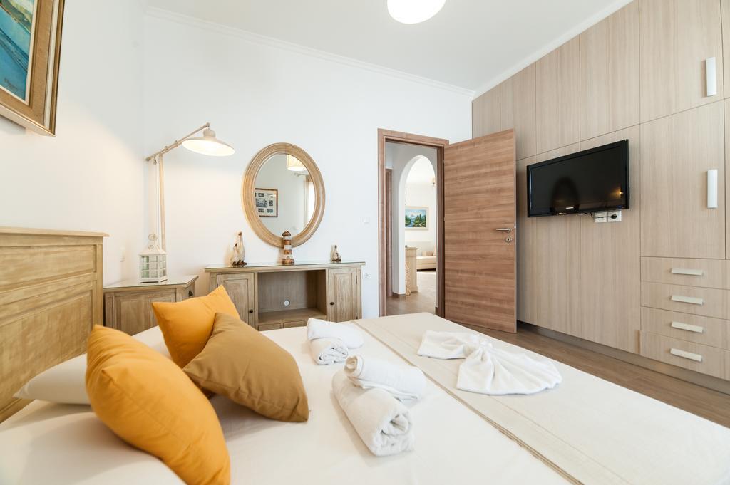 Panos Apartment Naousa エクステリア 写真
